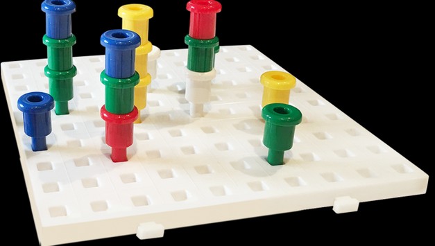 Jumbo Pegboard Play - Image 3